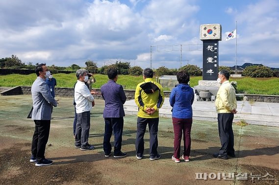 제주도의회, 4·3유적지 답사 “아파도 소중한 역사” [fn포토]