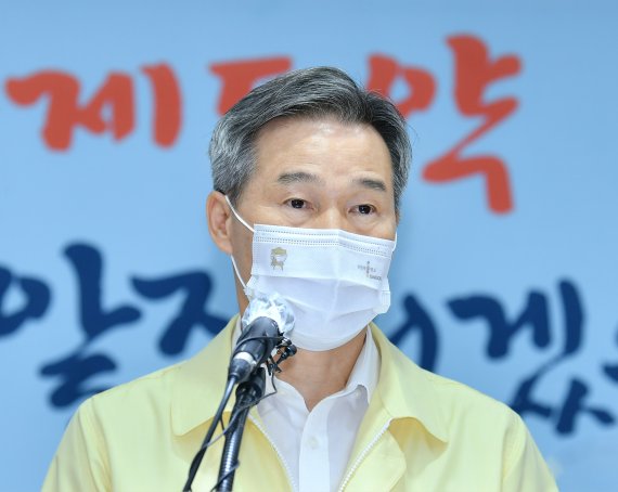 대구시, 나흘 연속 100명대 확진에도 거리두기 상향 안해