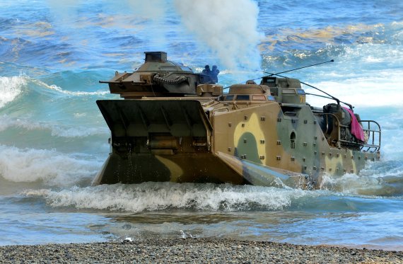 방추위, 해병대용 차기 상륙돌격장갑차 엔진 국내 기술 개발