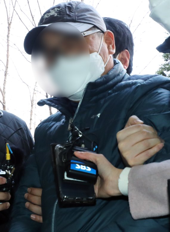 25톤 화물트럭을 몰다가 11살을 치어 숨지게 한 60대/뉴스1 © News1