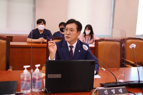 국회 산업통상자원중소벤터기업위 소속 신영대 의원.© 뉴스1