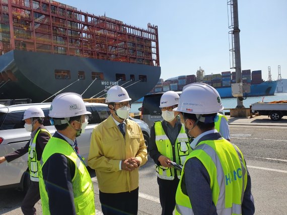 강준석 부산항만공사 사장, 신항 등 항만시설 현장점검