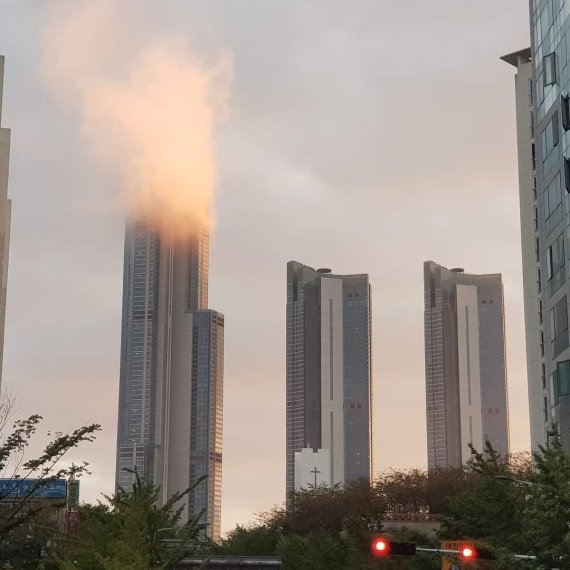 "해운대 엘시티 빌딩에 불났다"..또 '화재 오인' 해무 소동