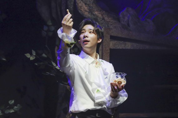 뮤지컬 'V에버 애프터'에서 '이준우'라는예명으로 무대에 오른 이준형 /사진=엠제이스타피쉬 제공