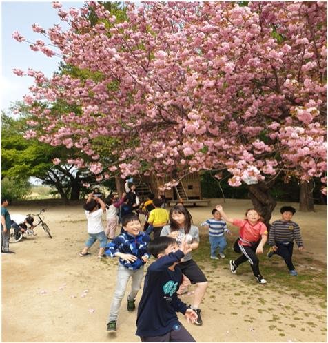 4년새 학생 수가 10배 이상 증가한 강릉 옥천초 운산분교 재학생들이 운동장에서 뛰어놀고 있다.(강원도교육청 제공) 2021.10.5/뉴스1