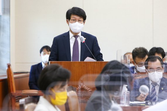 [국감 2021] 안경덕 고용장관" 내년 1월 중대재해처벌법 시행 철저 준비"