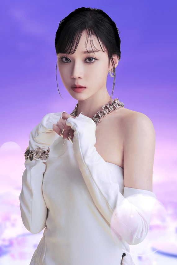 [서울=뉴시스]에스파 2021.10.07.(사진=지방시 제공) photo@newsis.com*재판매 및 DB 금지