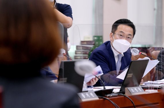 박성준 "가석방 출소자 재복역률, 형기만료 대비 5배 낮다"