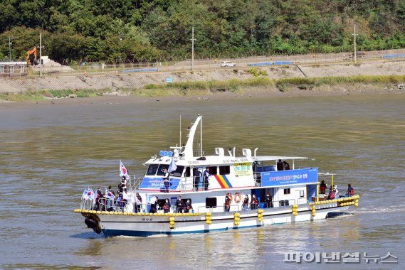 김포시-통일부 13일 ‘2021 평화의 물길열기 염하수로 항행’ 공동 주최. 사진제공=김포시