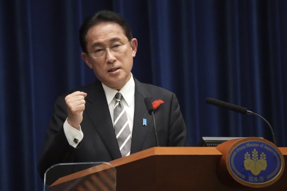 기시다 후미오 일본 총리가 지난 14일 일본 도쿄 지요다구 총리 관저에서 기자회견을 하는 모습. AP뉴시스