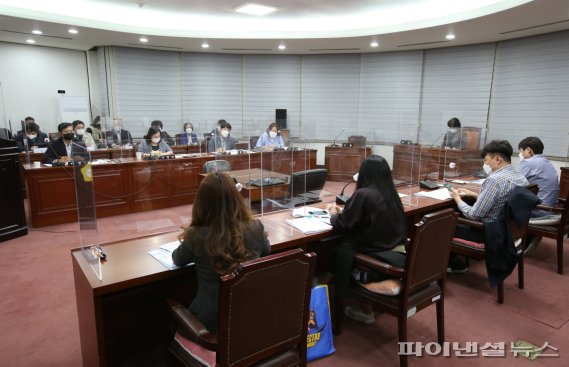 하남시의회-‘통합학교 반대 교육정상화 학부모 모임' 18일 2차 간담회 개최. 사진제공=하남시의회