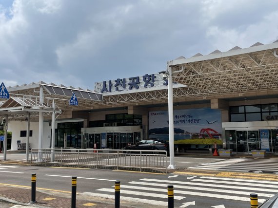 사천공항, 사천~김포·제주 증편 운항…이용객 증가로
