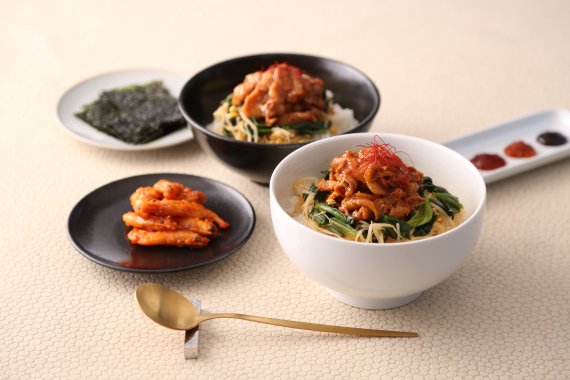 위쿡재팬 PB업체가 판매하는 대만식 고기덮밥.