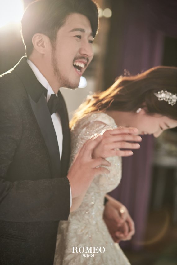 해피메리드컴퍼니, 웨딩디렉터봉드, 로미오프렌즈, 로자스포사, 비안플라워, 스플렌디노, 웨딩미, 모아위, 규중칠우, 정민경스타일리스트 © 뉴스1