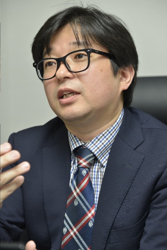 [인터뷰] "규제완화가 저성장 해법..한국도 반면교사 삼아야" [글로벌 리포트]