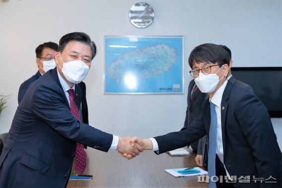 ‘16년 표류’…일제 전적지에 제주평화대공원 조성 ‘청신호’