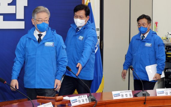 이재명, 선대위 첫일성 '부동산 불로소득과의 전쟁선포'