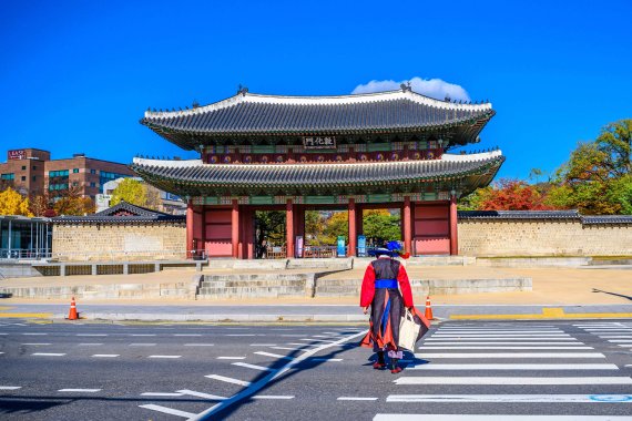 복장한 해설사가 진행하는 순라군 해설사 프로그램