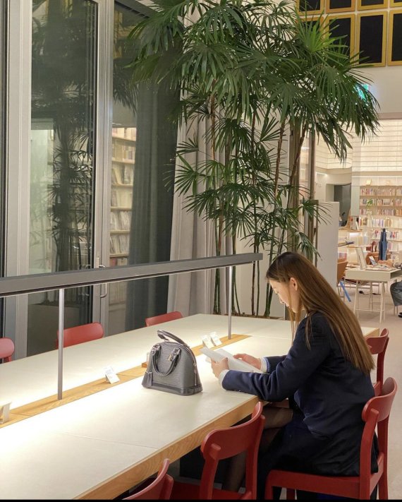 [서울=뉴시스]다솜 2021.11.22(사진=다솜 공식 인스타그램 캡처) photo@newsis.com*재판매 및 DB 금지