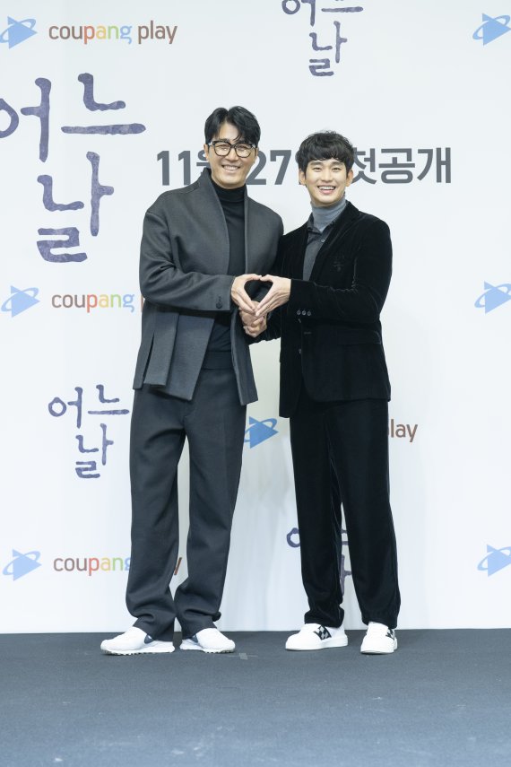차승원(왼쪽), 김수현