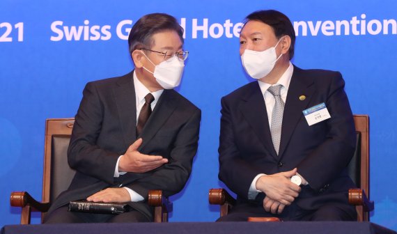 "정권 반드시 교체해야" 49.7%.."정권교체 원하지만 尹지지 안해" 31%