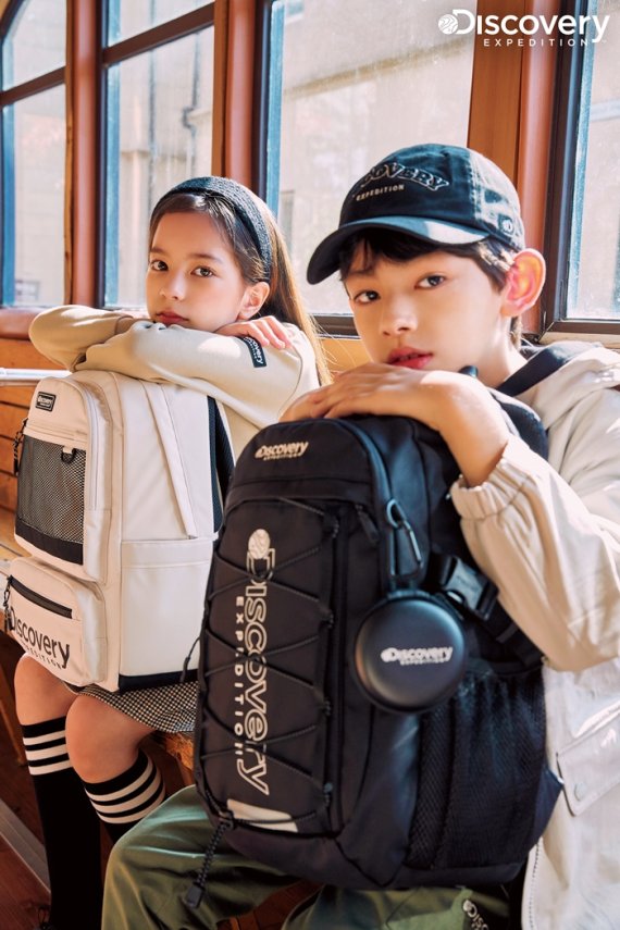 디스커버리 익스페디션, 초등학생 책가방 출시