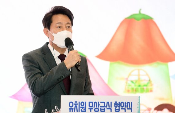 오세훈, 정책토론 배틀 '서울 청년 정책 대토론' 결승전 심사