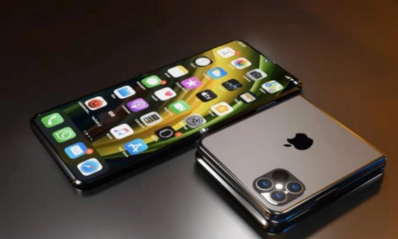 갤럭시Z플립3 비스포크 에디션(맨위)과 애플의 폴더블 아이폰 예상 렌더링 이미지 삼성전자 제공·폰아레나 캡처