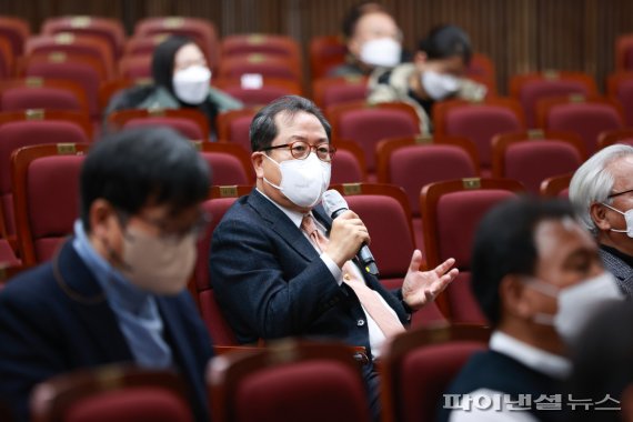 조광한 남양주시장 14일 ‘2021년 적극행정 우수사례 경진대회’ 인사말. 사진제공=남양주시