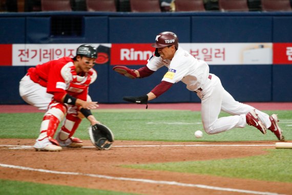 박정음은 늘 최선을 다했다. 2021.4.25/뉴스1 © News1 안은나 기자