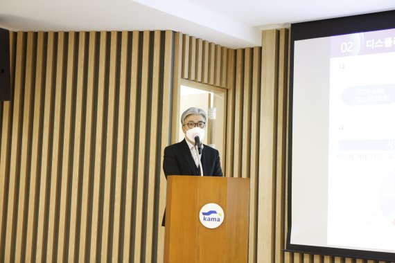 [서울=뉴시스]한국디스플레이협회 서원형 실장 (사진=한국자동차산업협회 제공)