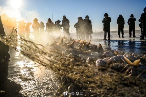 중국 차간호 빙설고기잡이문화관광축제. 중국 인터넷 캡쳐