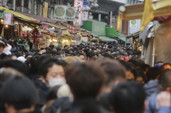 '1월1일 발효' RCEP 최대 수혜국은 '日' ..."韓中과 첫 FTA 효과"