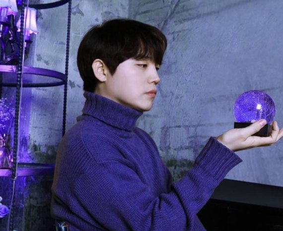 [서울=뉴시스]정현우 시인 (사진 = 본인 SNS, ⓒ강혜빈) 2021.12.31. photo@newsis.com *재판매 및 DB 금지