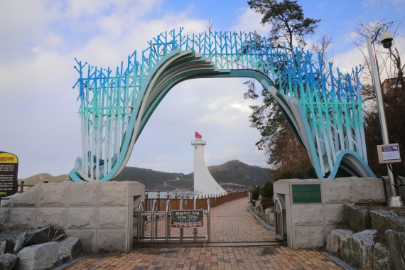 목포구등대 정문에서 바라본 등대 모습. 일반인 개방시간은 오전 9시부터 오후 5시까지이다.© News1