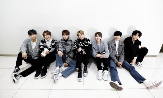 그룹 블리처스(BLITZERS) 주한(왼쪽부터), 우주, 루탄, 크리스, 샤, 진화, 고유 © News1 권현진 기자