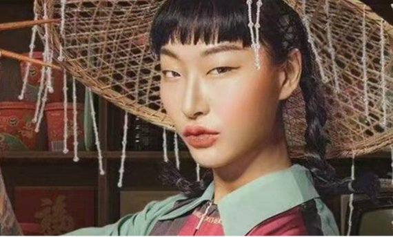 [서울=뉴시스] 중국 식품회사 싼즈쑹수가 2019년 출시한 쌀국수 광고. (사진=웨이보 캡처) 2021.01.03