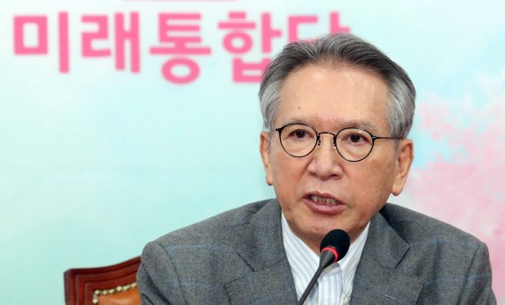 김형오 전 국회의장. © News1 김명섭 기자 /사진=뉴스1