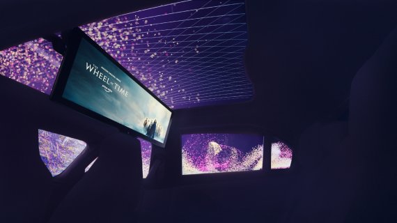 BMW가 미국 라스베이거스에서 개최된 세계 최대 전자·정보기술(IT) 전시회 CES 2022에서 공개한 'BMW 시어터 스크린'. BMW 제공