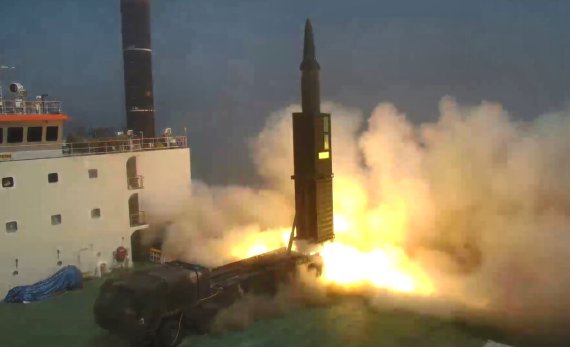 우리 군의 '현무2' 탄도미사일. (국방부 제공) 2017.6.23/뉴스1 © News1 박지혜 기자