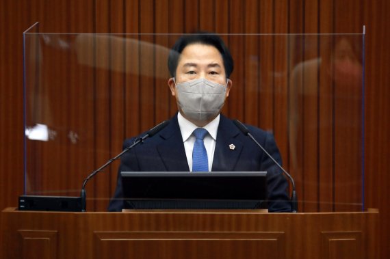 상병헌 세종시의원이 17일 열린 제73회 임시회 1차본회의에서 5분 자유발언을 하고 있다.(세종시의회) © 뉴스1