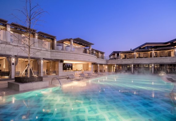 파라다이스시티 사계절 야외 온수풀(파라다이스시티 제공).© 뉴스1