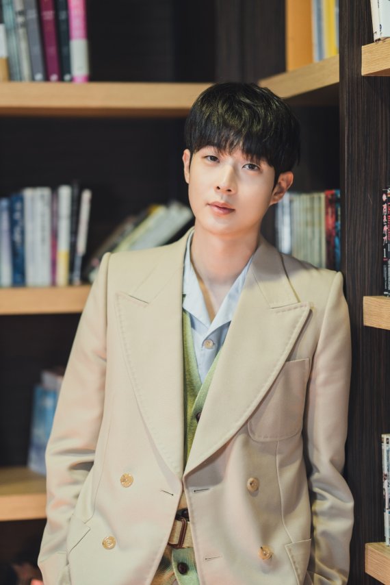 배우 최우식 / 매니지먼트숲 제공 © 뉴스1