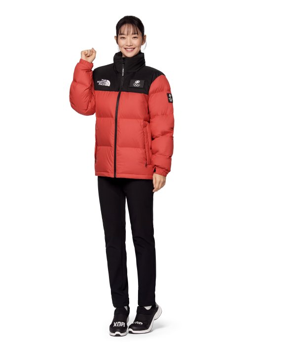 '베이징 팀코리아 눕시 다운 재킷'을 착용한 노스페이스 홍보대사 신민아
