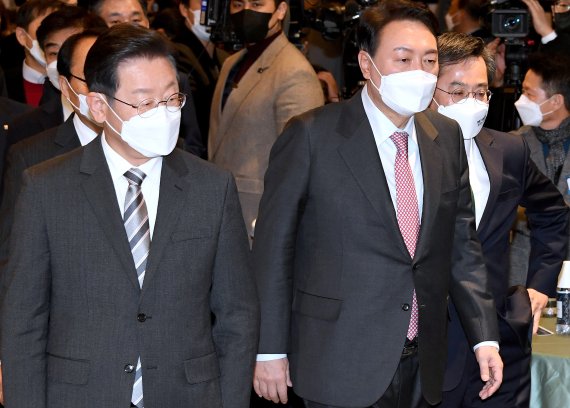 이재명·윤석열 양자토론 무산...4자토론으로 첫 대결