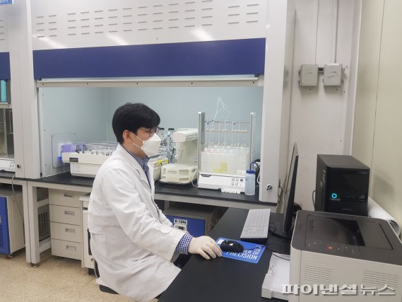 안산시 상하수도사업소 먹는 물 수질검사기관 실험실. 사진제공=안산시