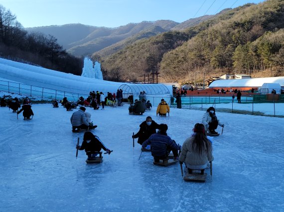 충남 청양 알프스마을 얼음썰매장 /사진=한국관광공사