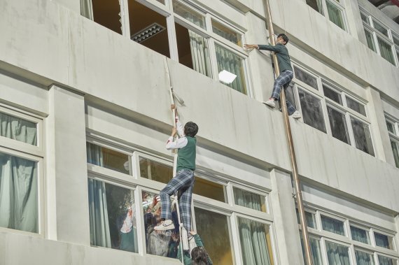 넷플릭스 드라마 '지금 우리 학교는'의 한 장면. 사진=뉴시스