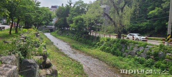 안양시 수암천 병목안공원 산책로 연결 공사. 사진제공=안양시