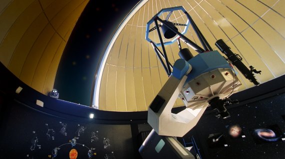 별빛천문대 1.2M 반사망원경. 광주과학관 제공
